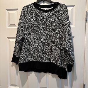 Cabana by Crown & Ivy sweatshirt size 1X